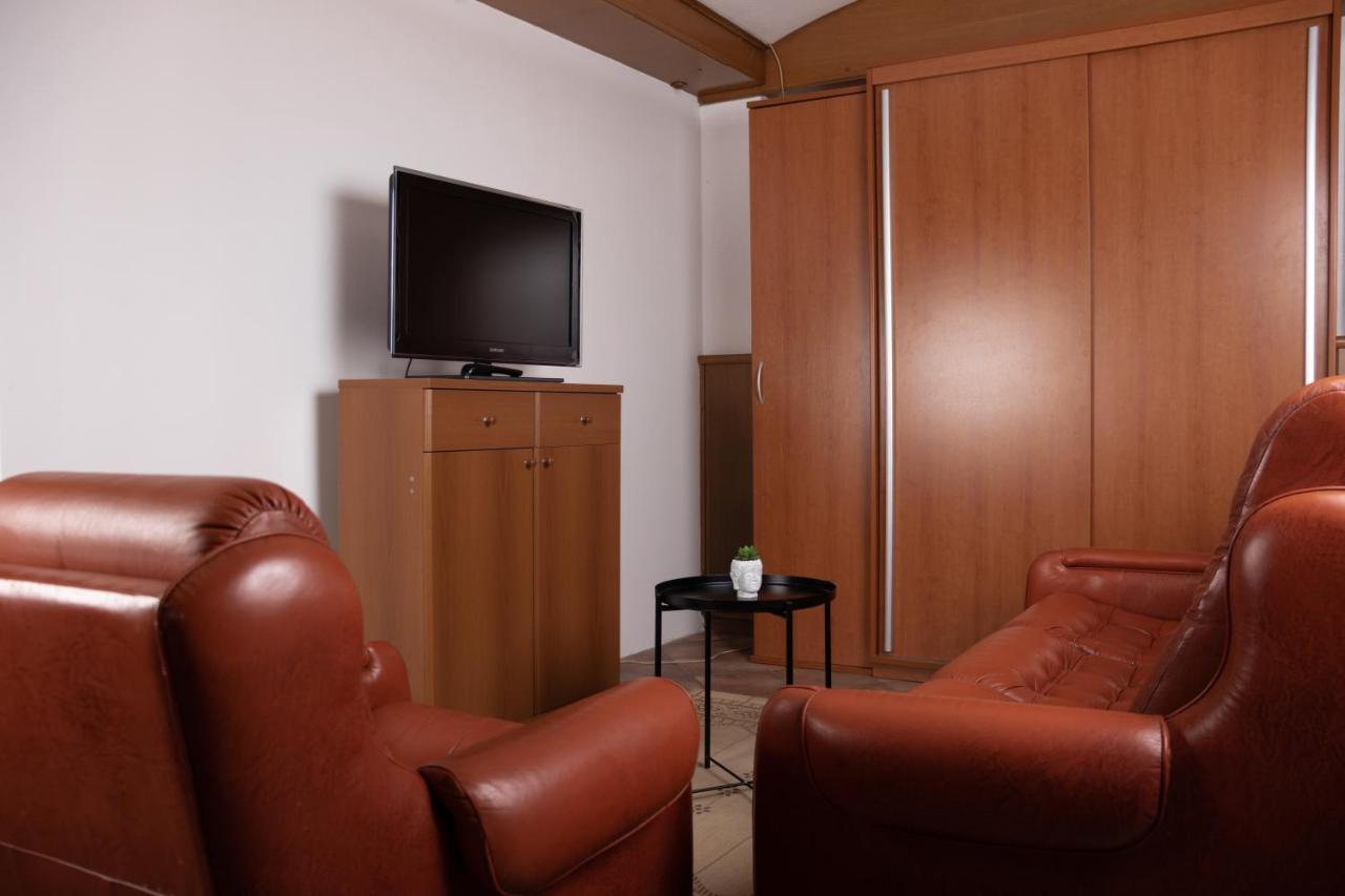 Zirovnica Apartma-Studio Ajdna מראה חיצוני תמונה